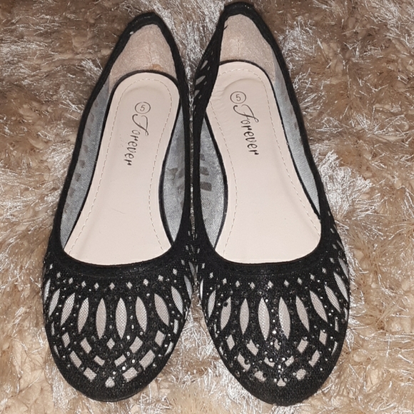 Forever 21 Shoes - Black Flats